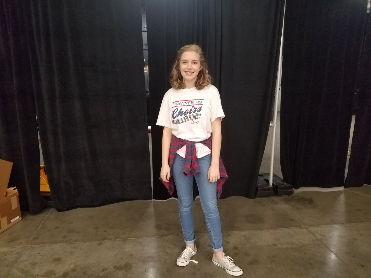 Shawnee_Choirs's tweet photo. Last but not least, we have Annika Stephens singing at the State wrestling dual. Another great performance by a Shawnee Choir member! https://t.co/6drIxKsZuo