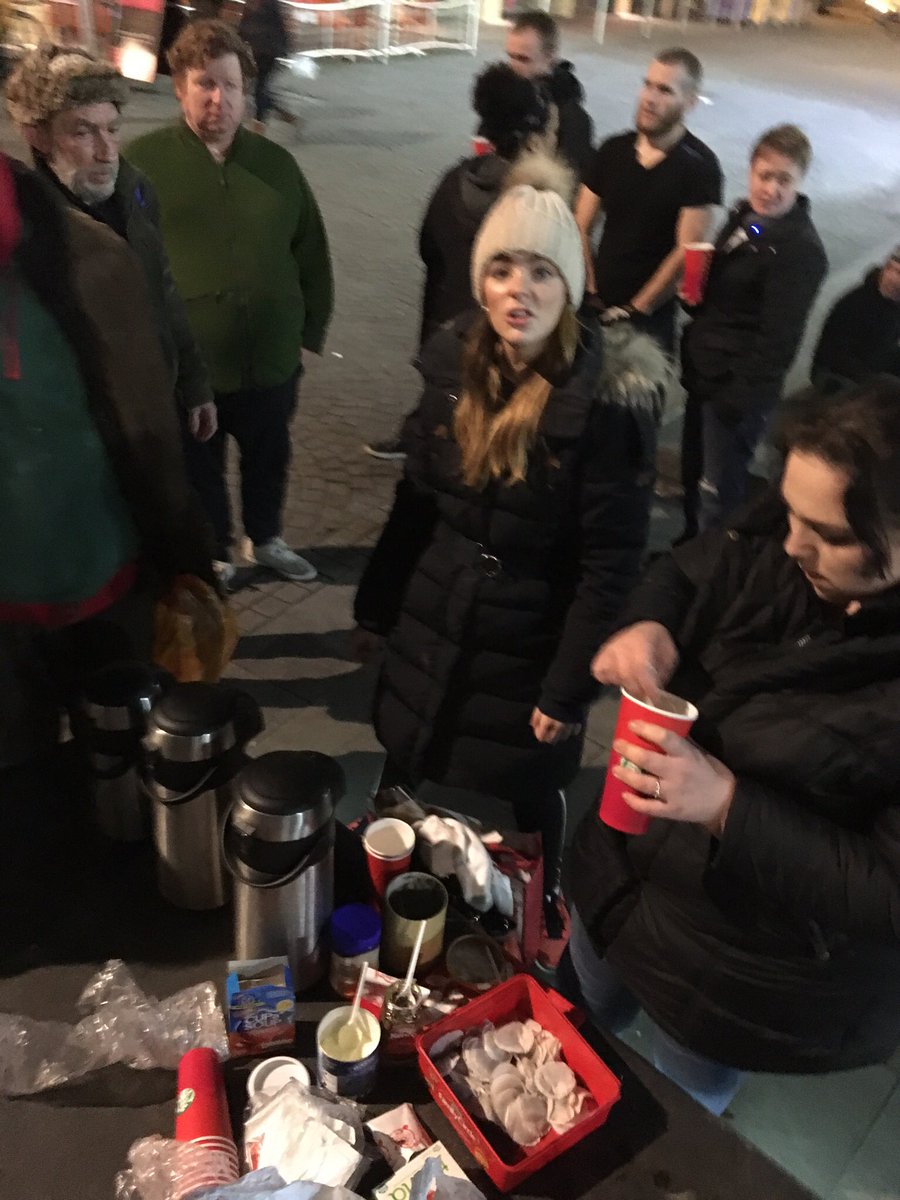 NGstreetknights's tweet photo. Another successful week at street Knights has ended! Another 1 housed!! 36 this year and plenty fed! Love what you do they say #streetknight https://t.co/vs0Kdrxme4
