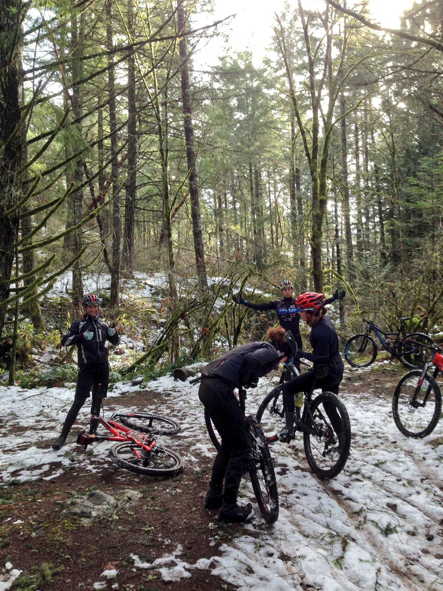 andrewlespy's tweet photo. Super fun training on the wet and snowy trails today with @CanMTBcycling. Easy to get the job done with this crew #groupeffect https://t.co/gFWCsq1nch