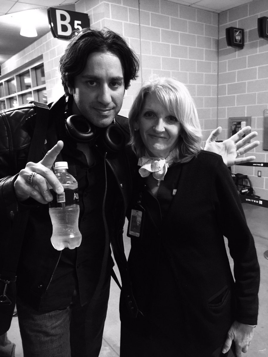 steveazar's tweet photo. Wanted 2 give a shout out 2 this sweet lady &amp; @united 4 racing us over 2 make our connection 2 get home 2 our baby girl! #veryfriendlyskies https://t.co/f1D6frln82