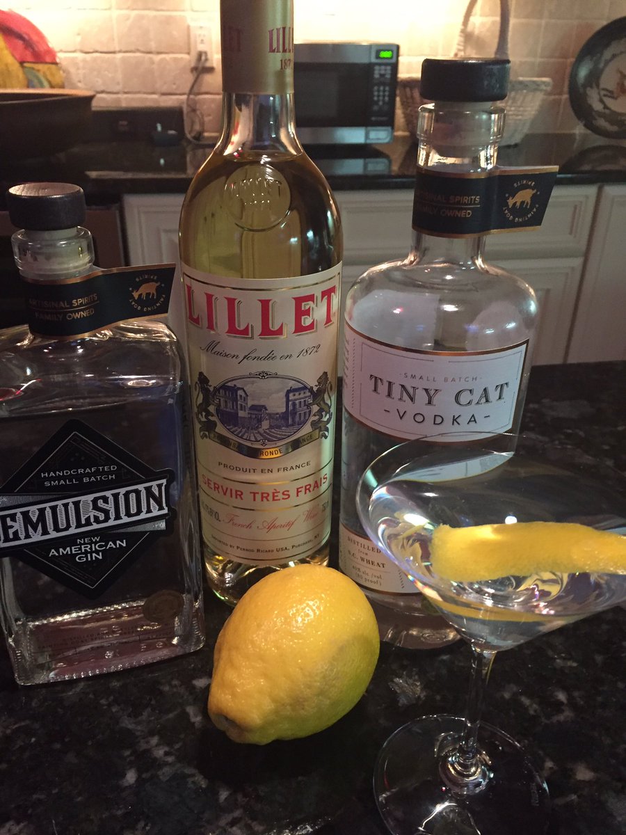 rolfer1's tweet photo. My evening Vesper. Thanks #faintinggoatspirits https://t.co/KUVhNu01hg