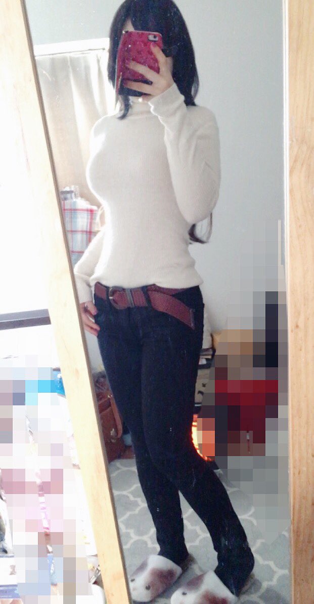 千 産後ダイエット Pa Twitter 今日は幼馴染ちゃんが久々丸1日お休みで氷活デート シンプルにタートルネックで 太ってた時はブラからはみ出た背中のお肉 お腹ぽっこりでピタッとした服着たら見苦しかったけど今は割とすっきり バストが復活してきて