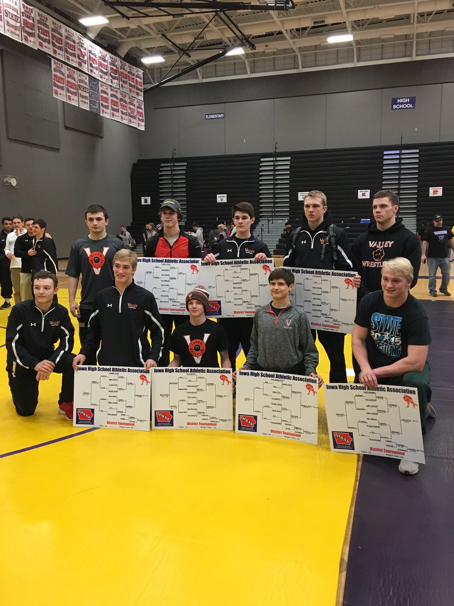 WDMVwrestling's tweet photo. Congratulations to these 10 State Qualifiers! @NickOldham00 @NhrNoah @S_Hutch2 @grantstotts @JShapiro_  @JoeNicholsonUSA  @zach_oldham7 https://t.co/O5lMR2XNSL