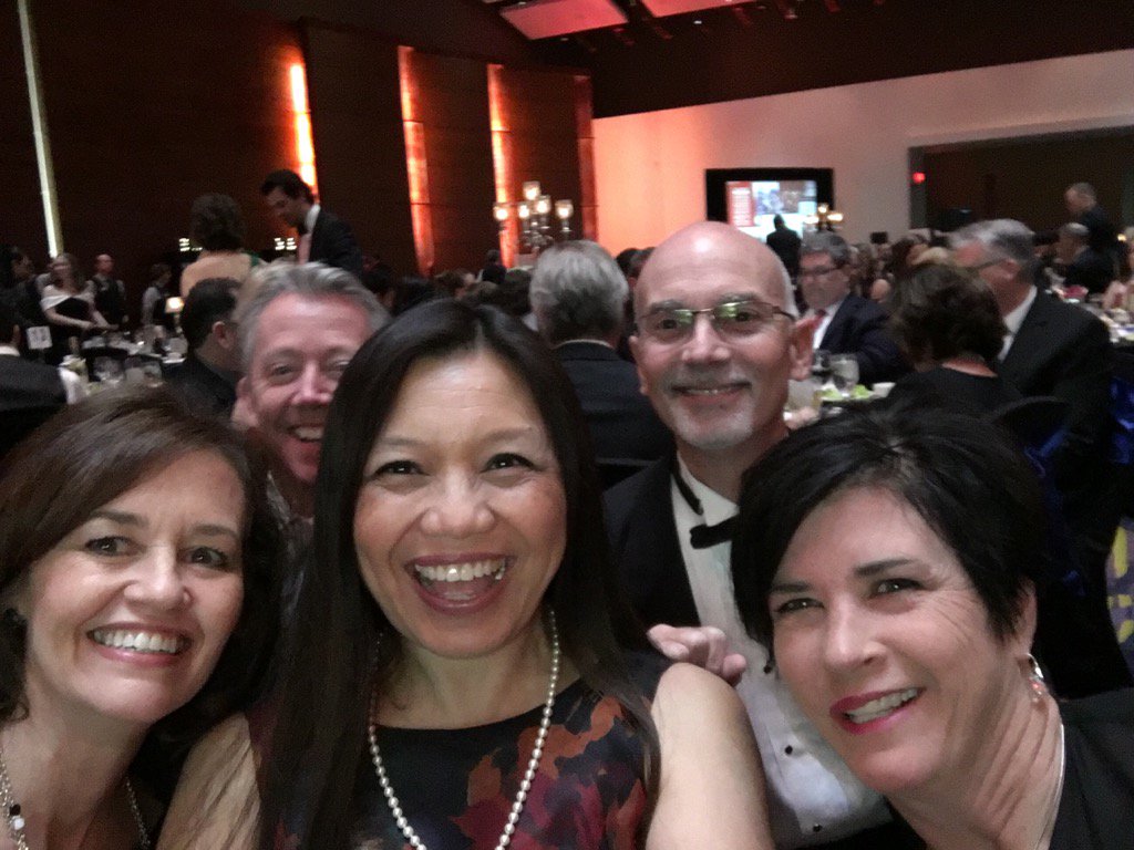 coachlaughrun's tweet photo. @WhiteOakCellars #dsmheartball https://t.co/KFKj2eXR0j