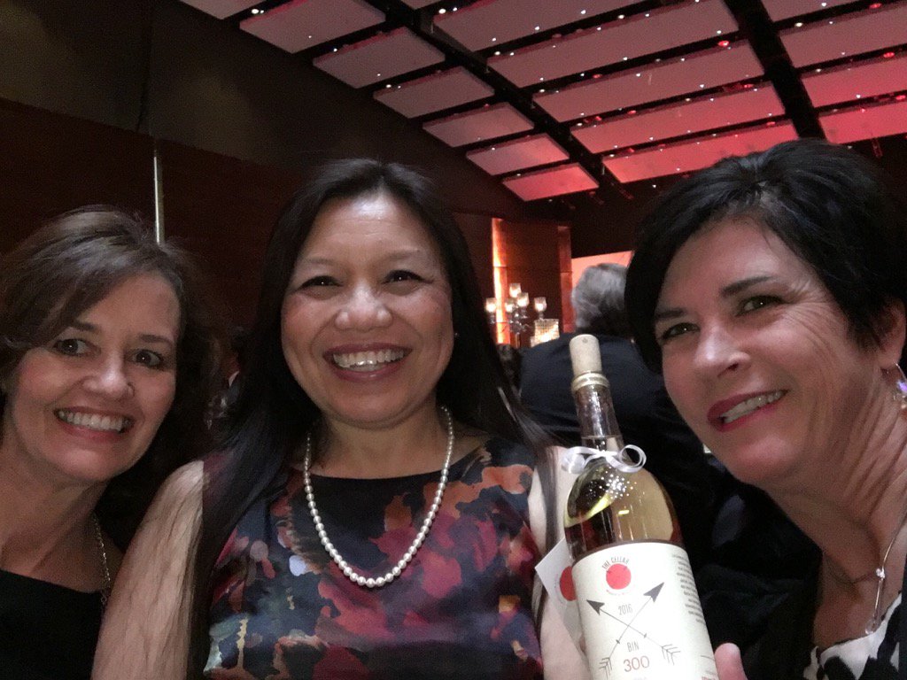 coachlaughrun's tweet photo. @WhiteOakCellars #dsmheartball https://t.co/DazaUo3Poc