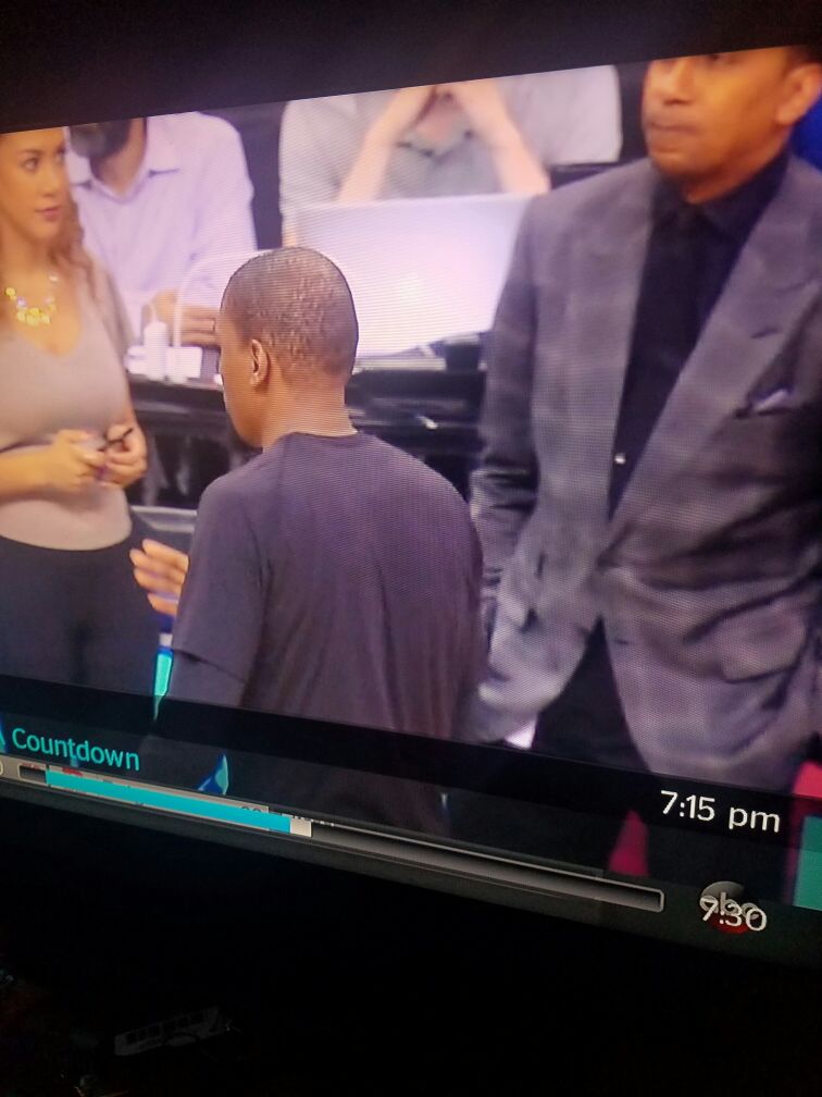 C4bWgvvUcAYIGXn.jpg:large