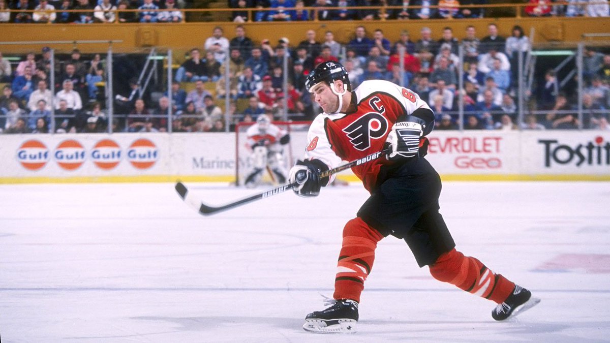 Sportsnet's tweet photo. #GottaSeeIt: Twenty-six years later, Eric Lindros has finally worn a Quebec Nordiques sweater. https://t.co/9G1euAW7vP https://t.co/k8C89qPqhK