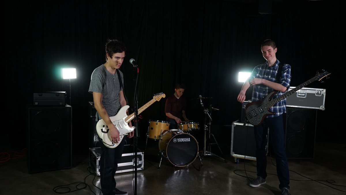 BoydstonAlex's tweet photo. Video shoot tonight with Time Out. What wonderful faces they make. https://t.co/uudAtUZ802