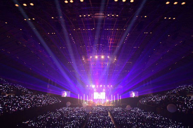 natalie_mu's tweet photo. まふまふ、大盛況の幕張ワンマンでツアー完遂「僕は一生音楽をやりたい」 https://t.co/Fx2lO798LE https://t.co/csNlwuryko