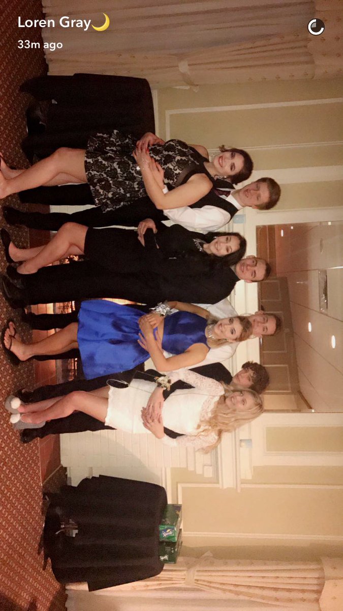 VINEGIRLS2015's tweet photo. @beechloren02 ????? https://t.co/mpDHGc99FX