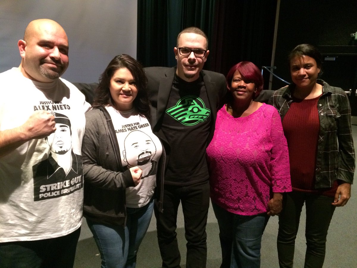 Amazing history lesson by <a href="/ShaunKing/">Shaun King</a> tonight!