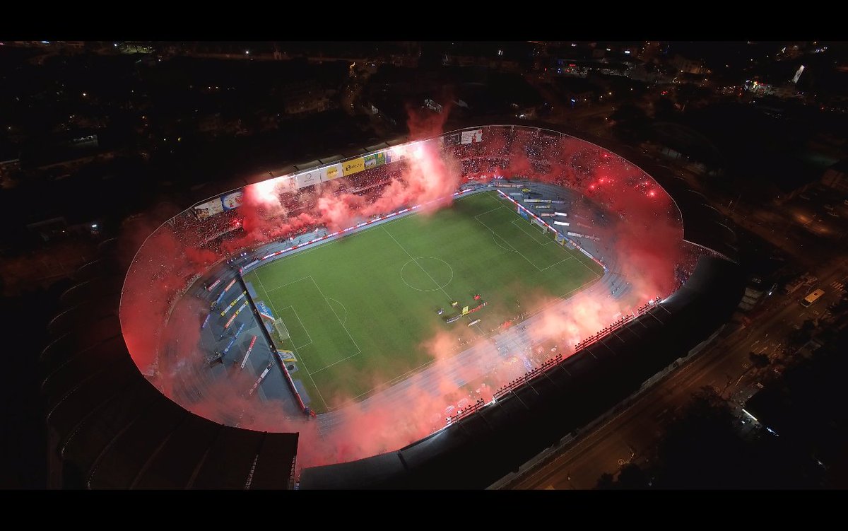 America_Galaxia's tweet photo. Soy de San Andrés Islas y estoy Orgulloso de ser Hincha del América y más de esta hermosisima hinchada • 🏆⚽🏃🔥🔴⚪🔴 • América de Cali https://t.co/Sm7673SeYx