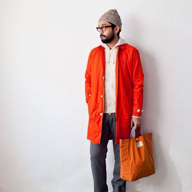 SekiEdgeTools's tweet image. Bright #orangejacket over a cream hoodie #mensfashion #mensstyle #menswear  #beanie #beard j.mp/1SPez1O