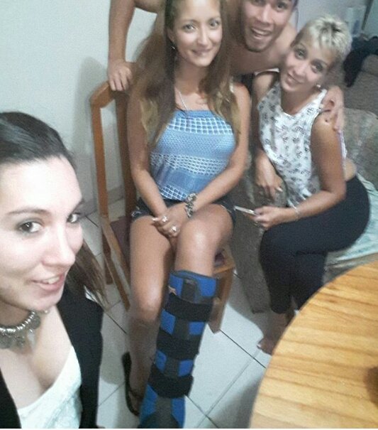 AntiGatosTuc's tweet photo. FIESTA NEGRA ENCABEZADA X @AngelesMlobo288 LA BOTI TUCUMANA JUGADORES DE RESERVA DE ATL TUC @anti_boti https://t.co/q6b0sLGqUX