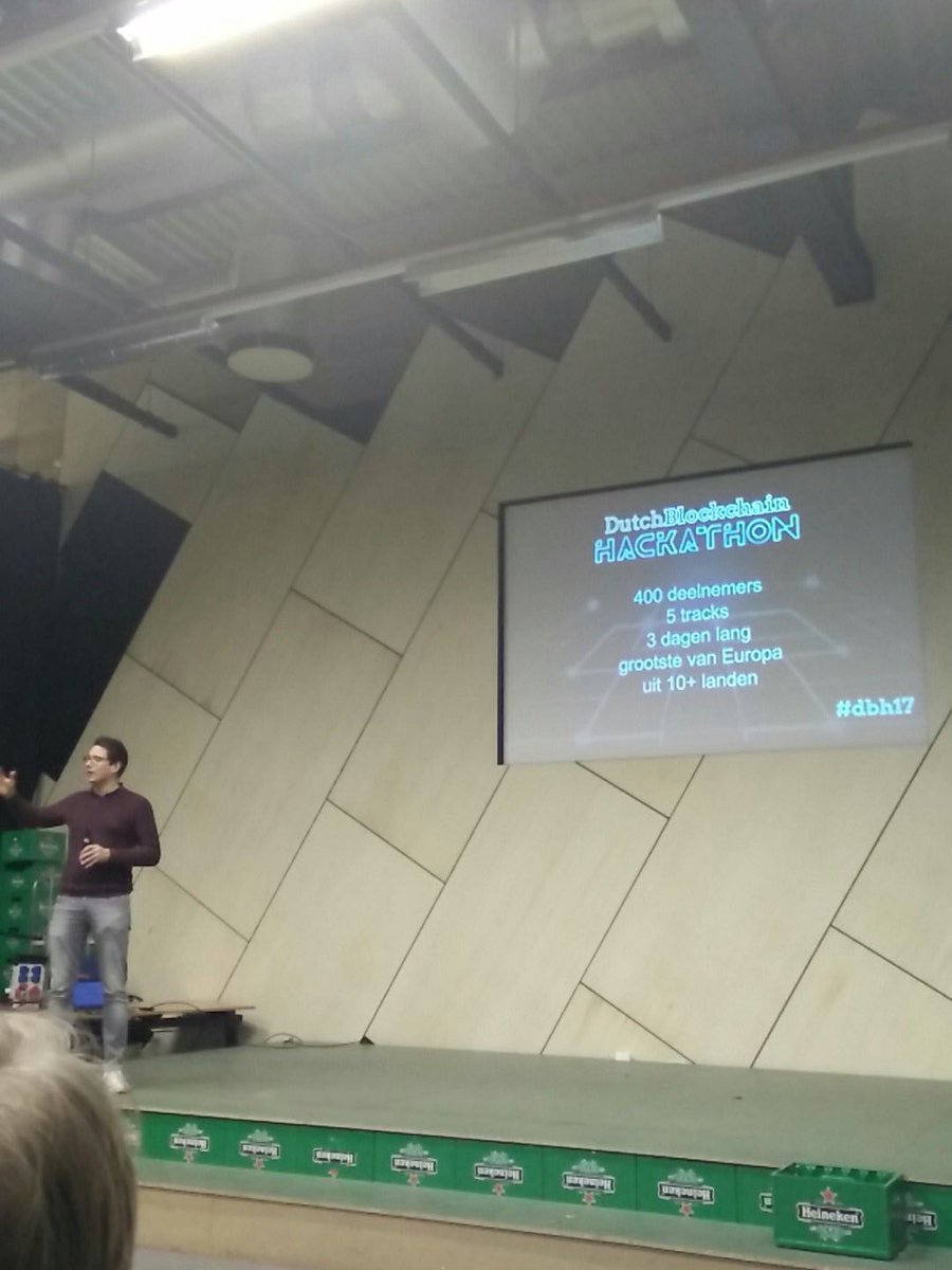 PeterHutten's tweet image. De @Ideeenjagers @VanWijnenGroep doen dit weekend mee met #greengrid aan Dutch Blockchain Hackaton @GemeenteGR #dbh17