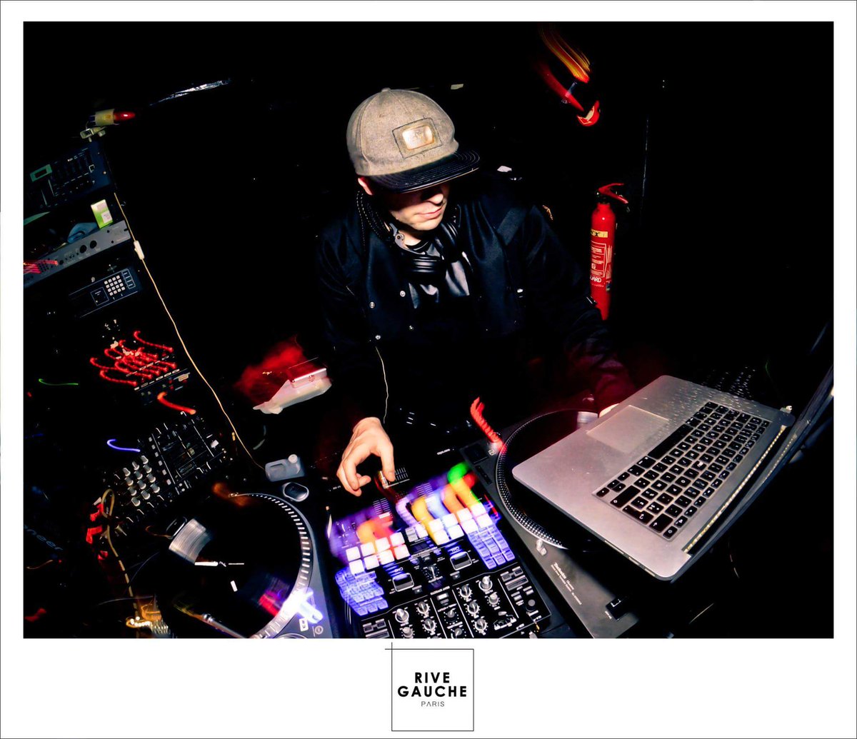 DJBSO's tweet photo. When I mix ! #djbso #trap #trapmusic #hiphop #producer #bassdrop https://t.co/OamEfg50rP