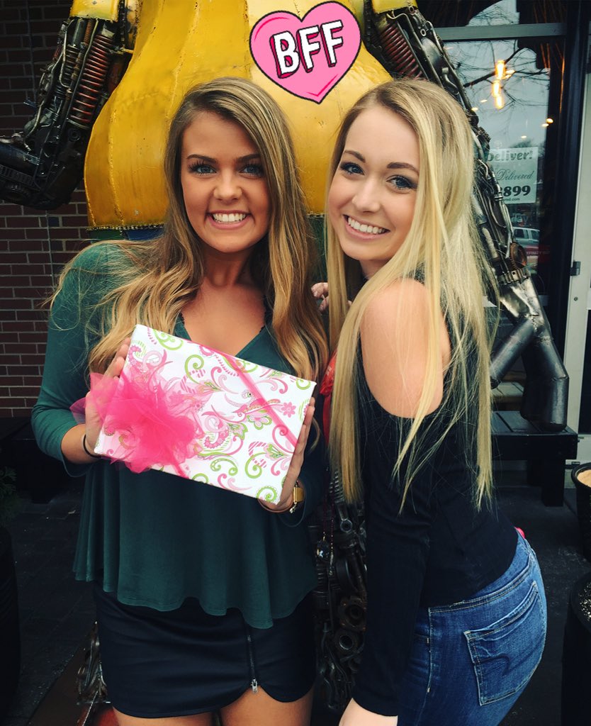 aliashlinkingg's tweet photo. celebrateeee good times!!! come on!!! #atomp #is #legal 🔞🎉 https://t.co/Lm5258cbjH
