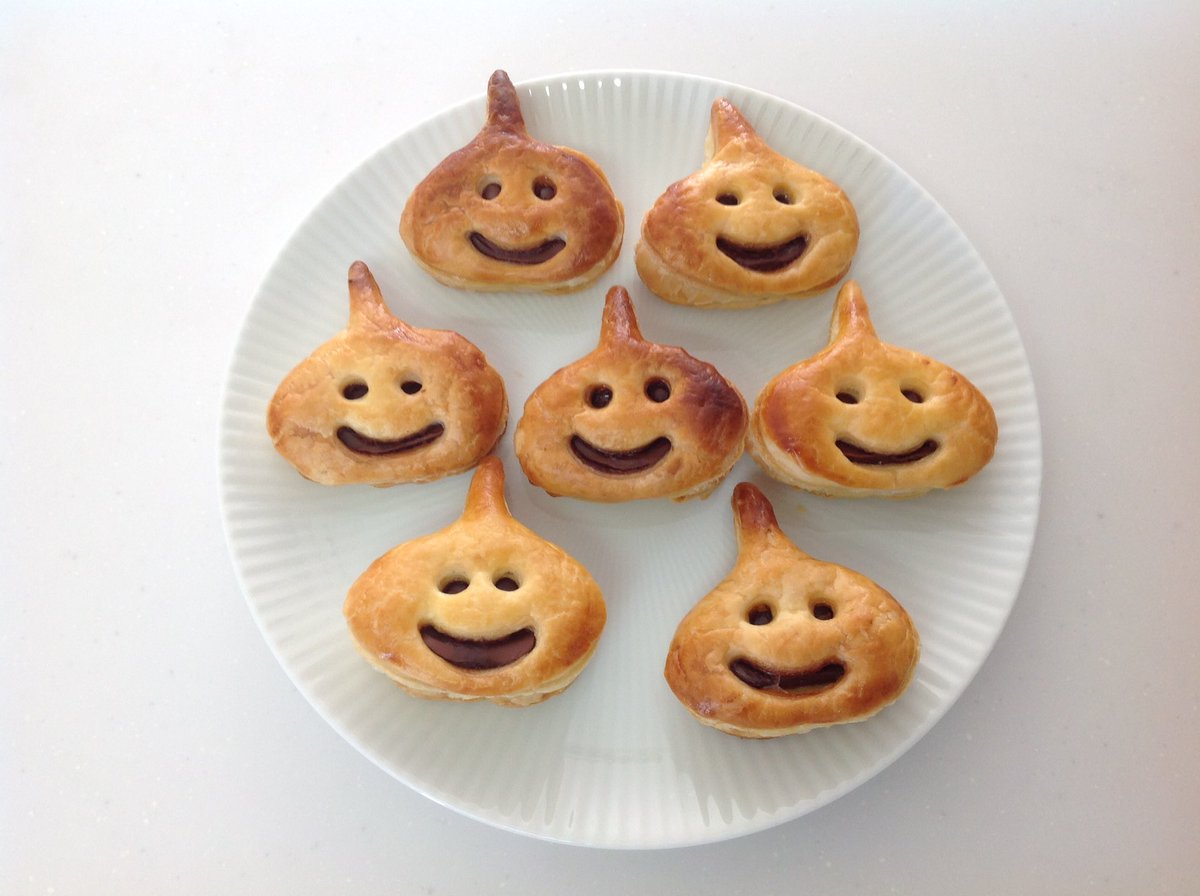 やなやな בטוויטר スライムチョコパイがあらわれた ドラクエ手芸部 も見てて楽しいけど ドラクエ料理部 も盛り上がって欲しいな 再現料理とかも見てみたい ドラクエ ドラゴンクエスト スライム 手作りバレンタイン