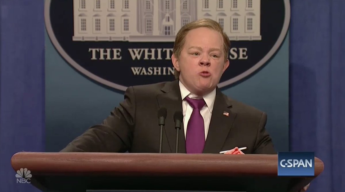 fyeahGH's tweet photo. SHE BAAAAAACK! #SNL https://t.co/EPUZ2GY0a4