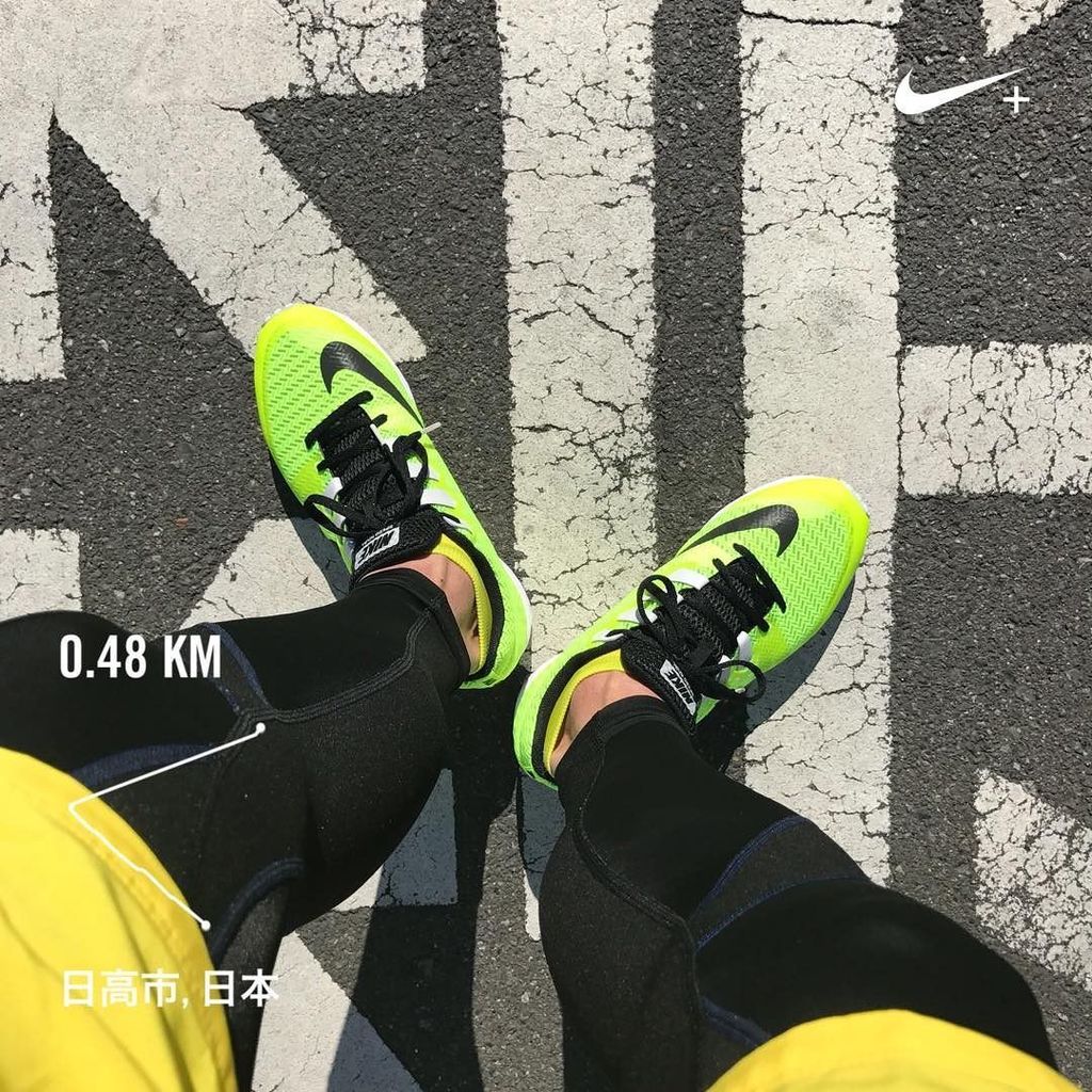 shige11komai's tweet photo. うーん、ちょっとちっちぇーかなー。
#nikeplus #nrc #speedrival
で、またNike+不調。ランキーとナイキがAppleWatchを取り合う状態。
そんな… https://t.co/NkWiyGIbVk https://t.co/HsXrXxs2sP