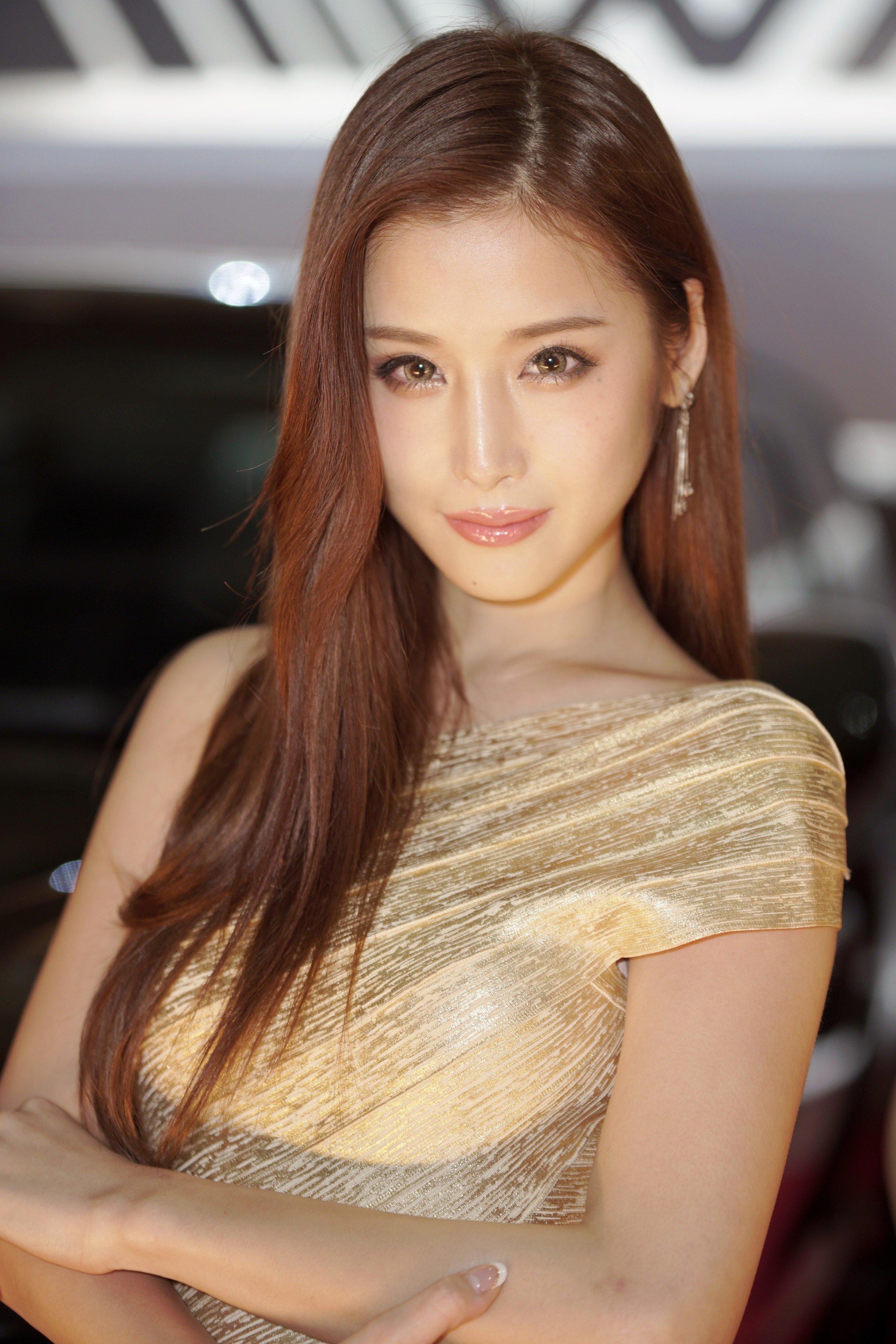 益田杏奈  オートメッセ2017の想い出 WALDの益田杏奈さんは 今年も直視出来ん程の美形でした  目線写真でその時の緊張感を思い出す(笑) あれだけの視線に囲まれ、フラッシュを焚かれても 毅然とした佇まいと落ち着き、素晴らしい  #大阪オートメッセ2017 ...