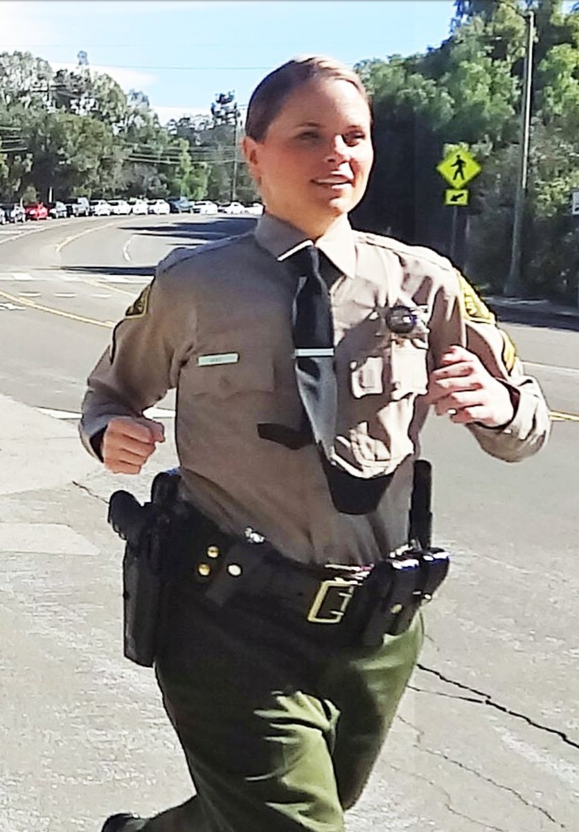 LASDPeter's tweet image. #LASD Dep to Run in Full Uniform in Remembrance of Those Lost &amp;amp; Cherished nixle.us/98KX8 cops4causes.org/heroesmatchcha… @LASDHQ @EBILASD