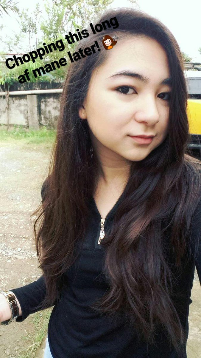 JIGSsanity's tweet photo. @TheRealYumi Sus. You send me pabebe photos rin naman eh. Usually about your daily tasks. 😂

See ya. ☺ https://t.co/iOY376k4rJ