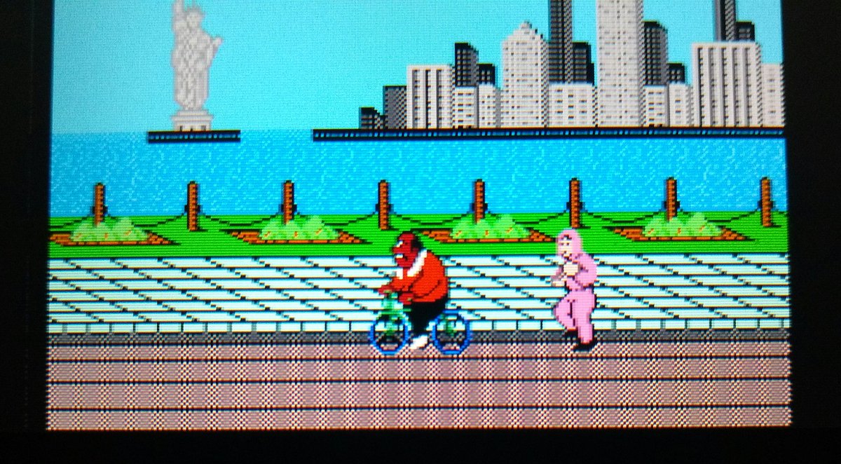 GaminGeorge's tweet photo. My Saturday night workout! #RetroGaming #layinginthebed #3DS #nintendo https://t.co/YiX3ovc503