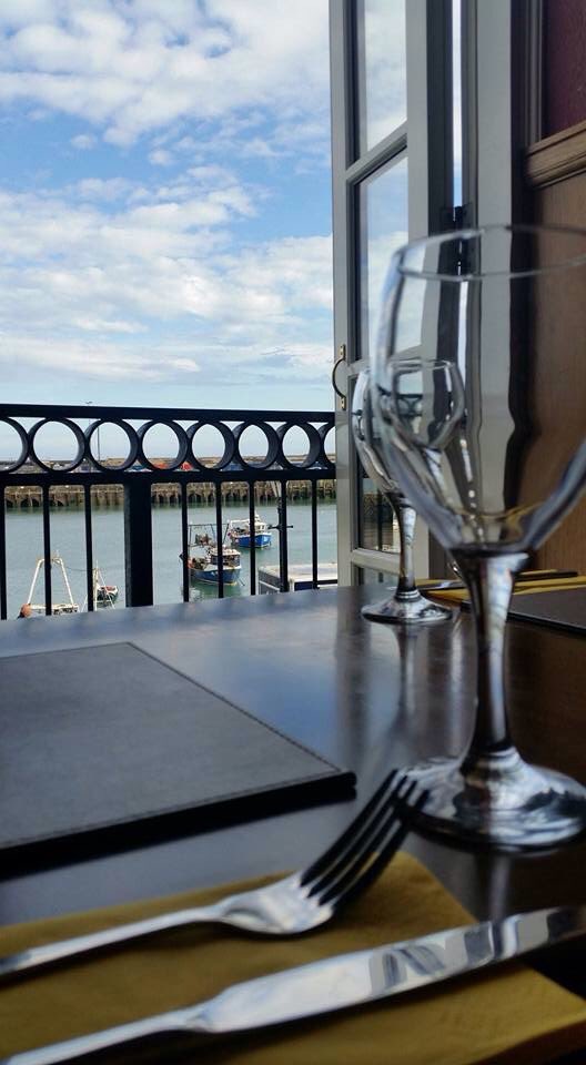 Sunday Strolls &amp; Sunday Lunch Scrumptious <a href="/mariner_the/">The Mariner</a> <a href="/FTrawler/">F'stone Trawler Race</a> <a href="/folkestonefish/">Folkestone Trawlers</a> <a href="/FolkestoneRT/">FolkestoneRT</a> <a href="/linnie12345/">Lin Haley</a> <a href="/MaisDieuDoverBB/">Maison Dieu BB Dover</a> #Roasts 🍷🍻🍷🍻🍷🍻🍷