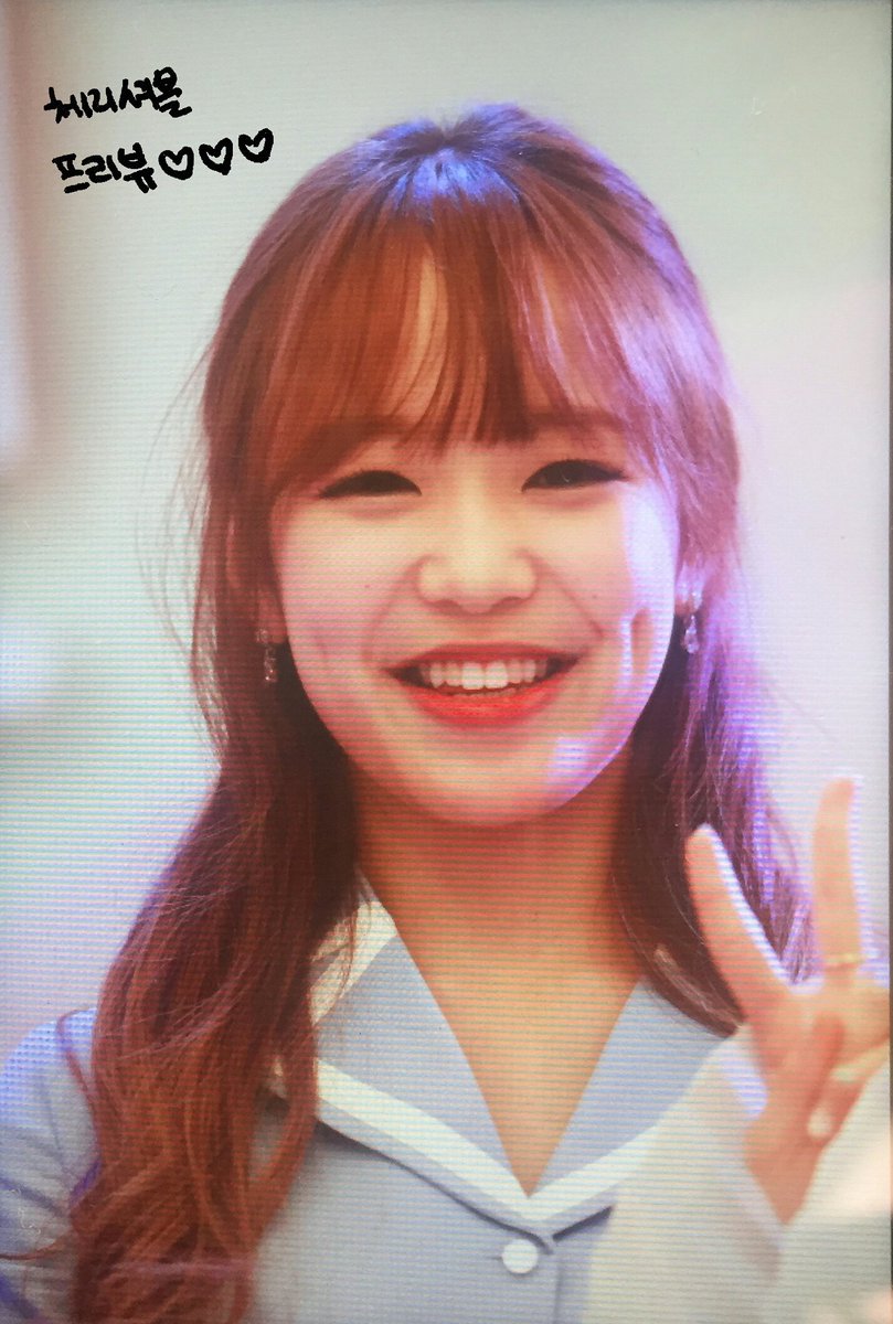 20000828net's tweet photo. 170212 부산 신세계백화점 센텀시티점 #에이프릴 #레이첼 프리뷰

@APRIL_DSPmedia #APRIL #Rachel #성나연

히힛❤ https://t.co/EbHzn3IVA2
