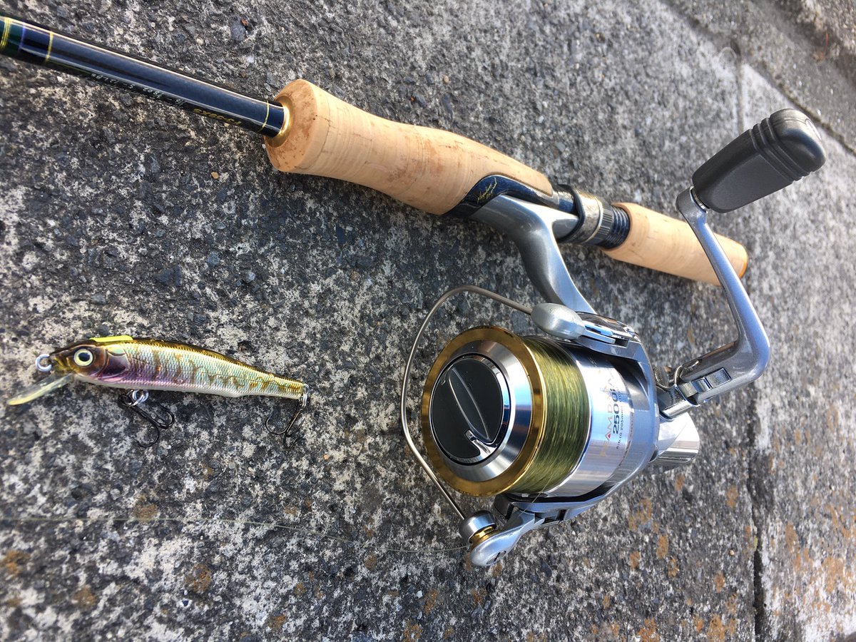 O Xrhsths ゴルゴ48 Sto Twitter 只今 霞ヶ浦から帰宅 ガルプ汁 エビパウダーに漬け込んだワーム使うもボウズ ラインブレイクで逃した1匹だけで今回もバスの顔を拝むことができませんでした ロッドは15年前の メガバス リールは年前のダイワ まだまだ現役