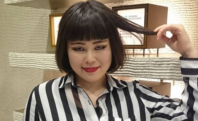 タイプ あ る Twitterren ブルゾンちえみのメイクや髪型の元ネタが ズーランダー のミラ ジョヴォヴィッチだった と知って驚愕してる その発想は無かったw