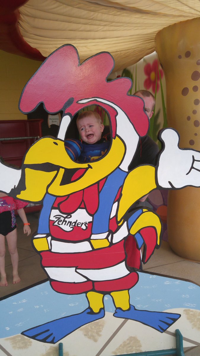 scherbee2's tweet image. #drumstickcam