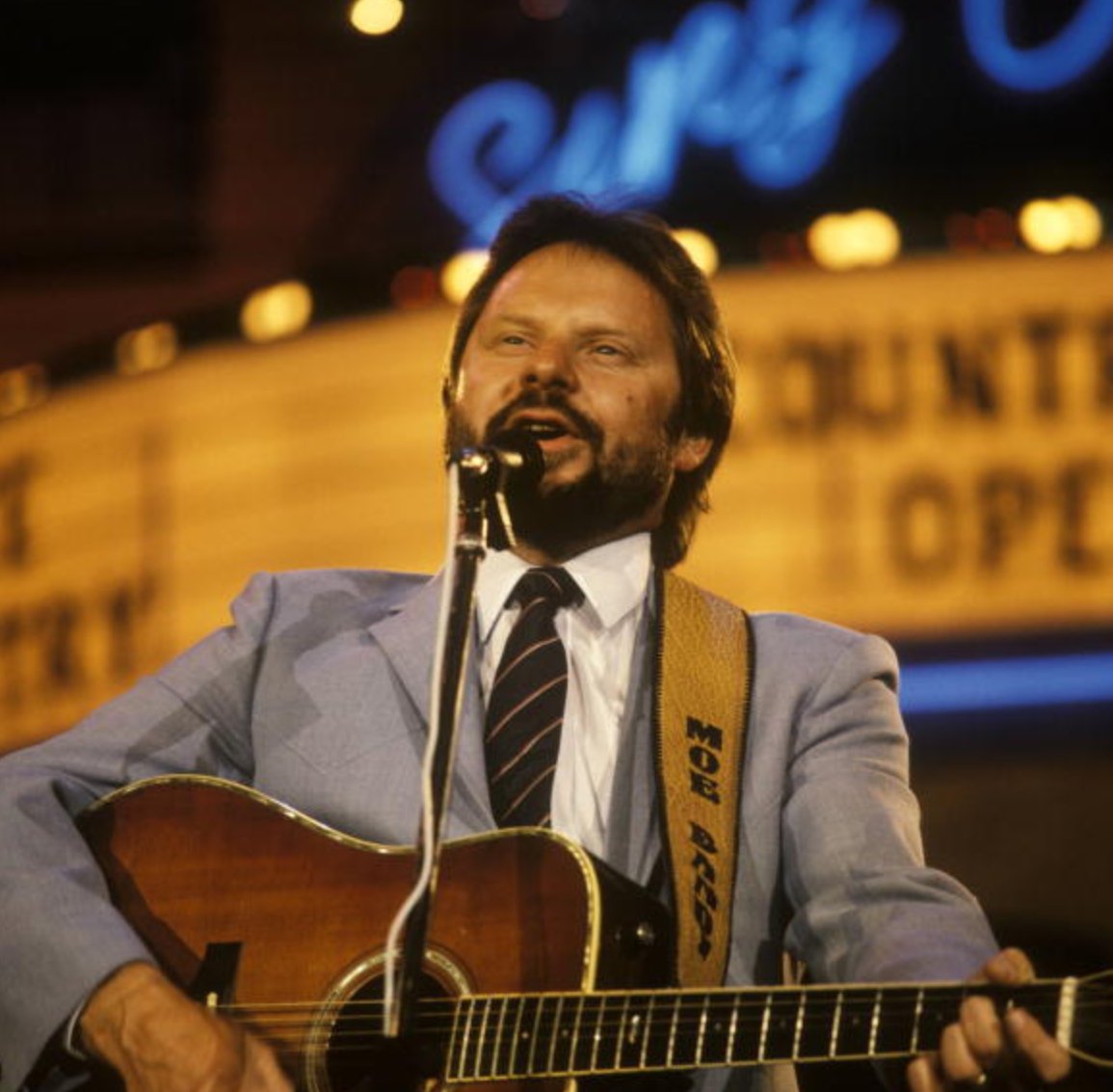  Happy Birthday, Moe Bandy! 

*Born on this day 1944* 