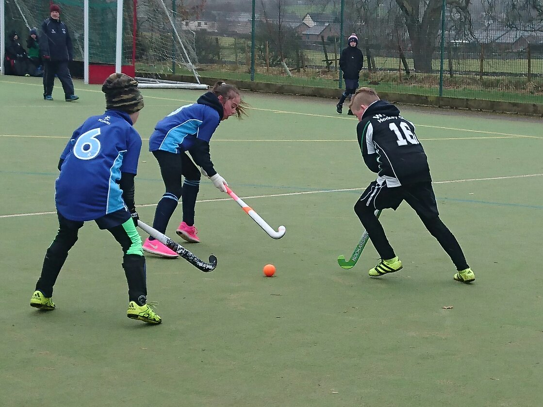 WesternLakesHC's tweet photo. #wlhc U10's playing in In2Hockey tournament at @KirkbyStephenHC despite the terrible weather. https://t.co/Wm0xTWWtS0