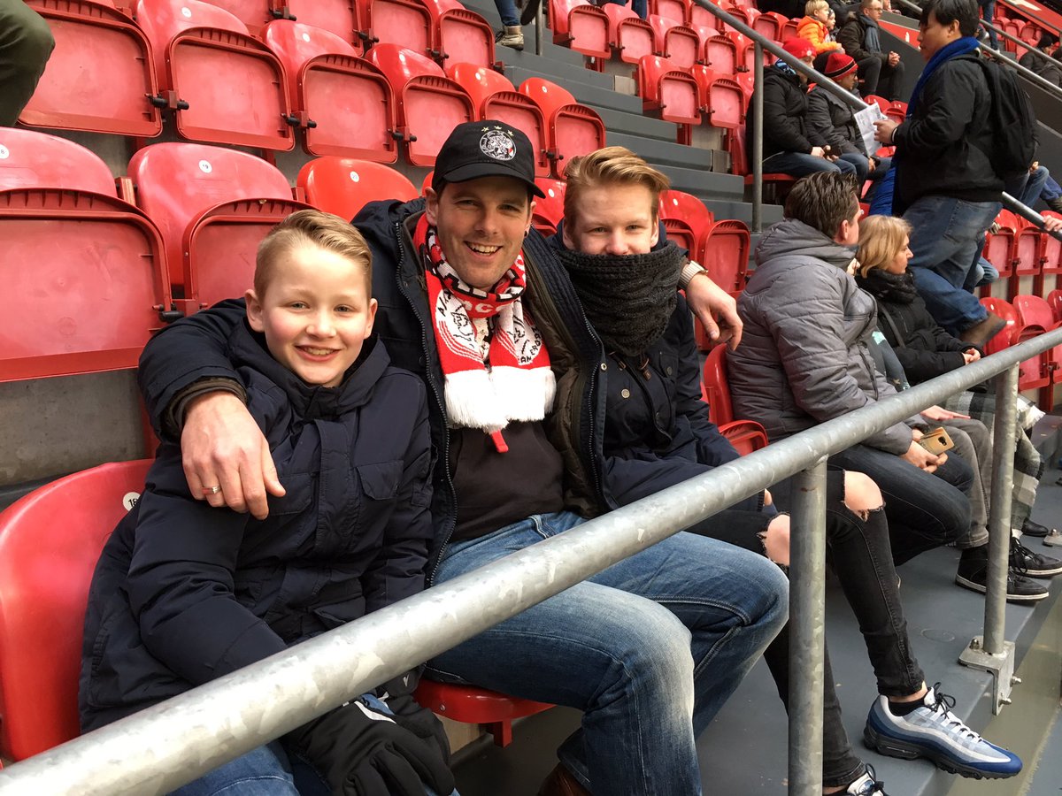 eric_038's tweet photo. #wijzijnajax We zijn er weer bij! AJAX https://t.co/ZVm1SbIs3G