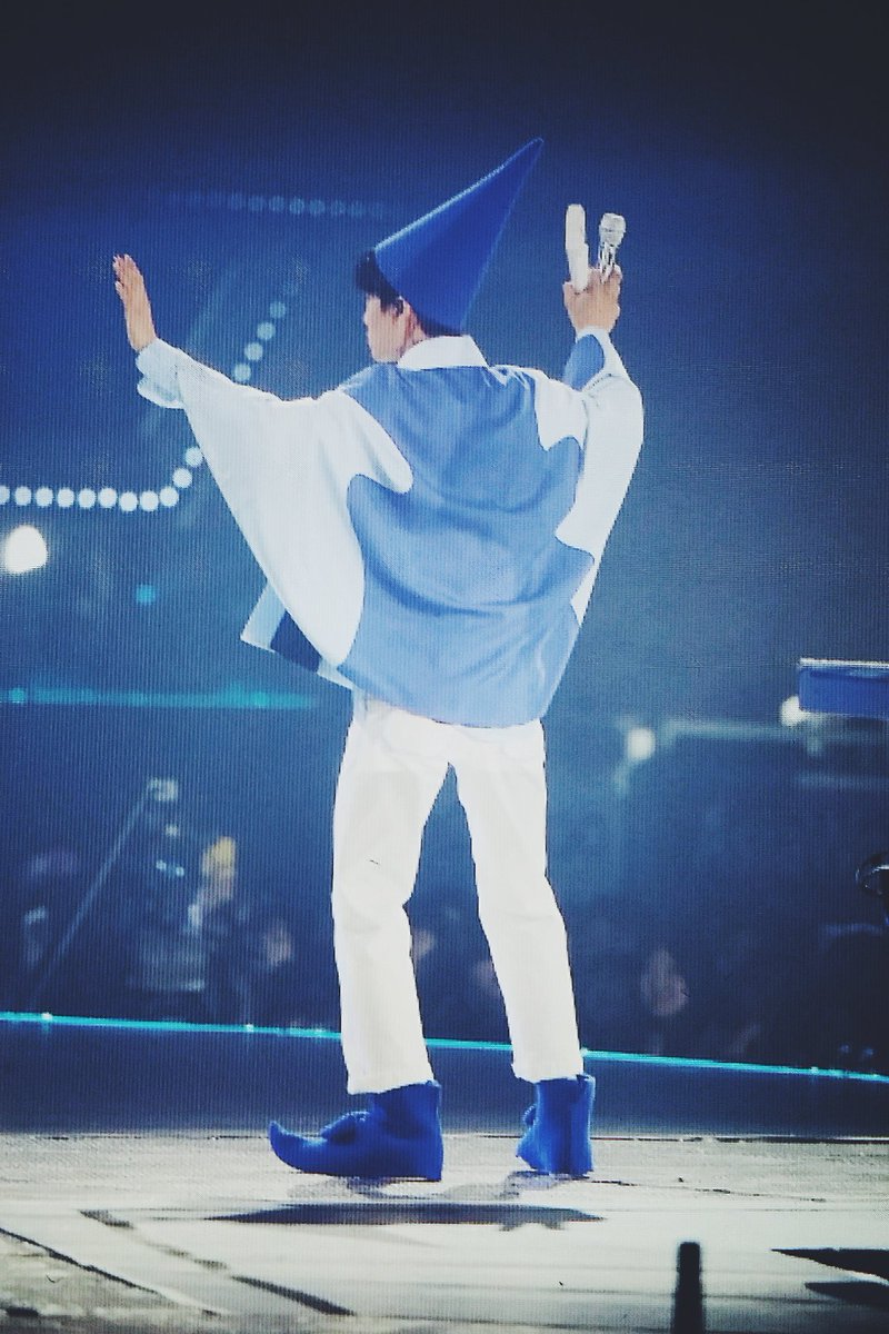 kai_n_kimjongin's tweet photo. 😚 https://t.co/a8FY0ZPwyK