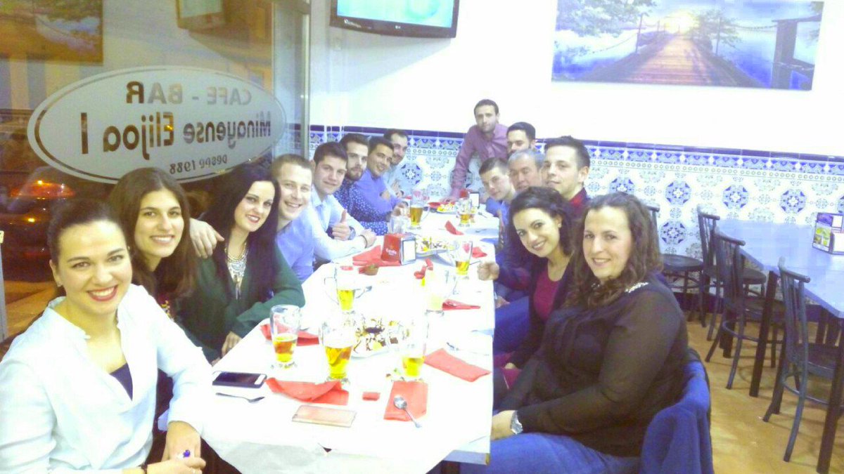 Gran carrera de nuestras #Gacelas ayer #VillalgordoDelJucar primera carrera en puntuar por equipos este año Enhorabuena por vuestros tiempos