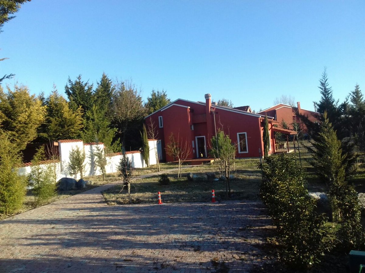 #Silivride #Satılık #Villa 1180 m2 Etrafı Çevrili Müştemilatı Var.
Fiyat 700.000 TL
Detaylar İçin Arayın
#BaşarİnşaatGayrimenkul
#BaşarEmlak