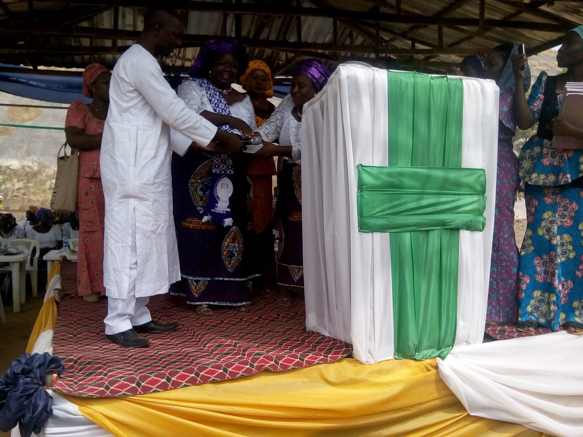 tydaleo's tweet photo. .#FADF, GAT & DPI presenting the #CAAGI #FaithLeaderstoolkit to Association leaders during its 40th Baptist Confernce in Kaduna @gat_org https://t.co/5VolhnRkAn