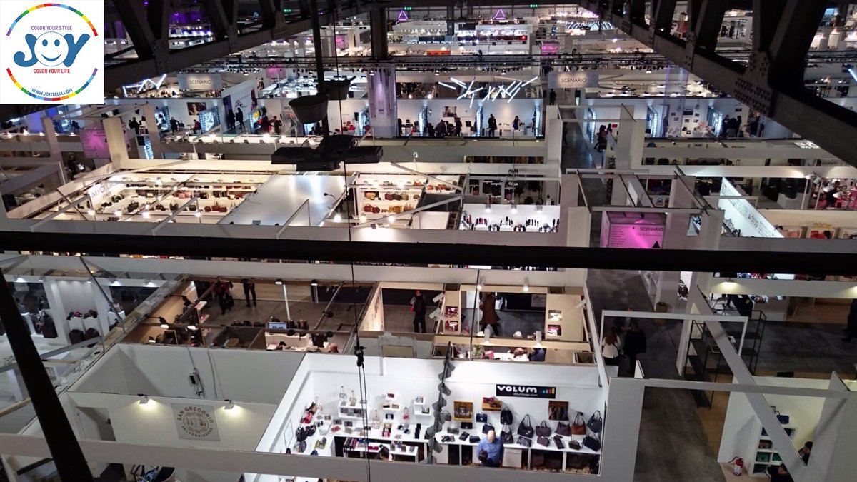 JoyItaliaof's tweet photo. @TheBagShow giorno 1: Benvenuti alla fiera!

#Mipel #joy #mipel #bags #lifestyle #fieramilano #moda #fashion #fall #winter #collection #2017 https://t.co/uW6mzmoY05