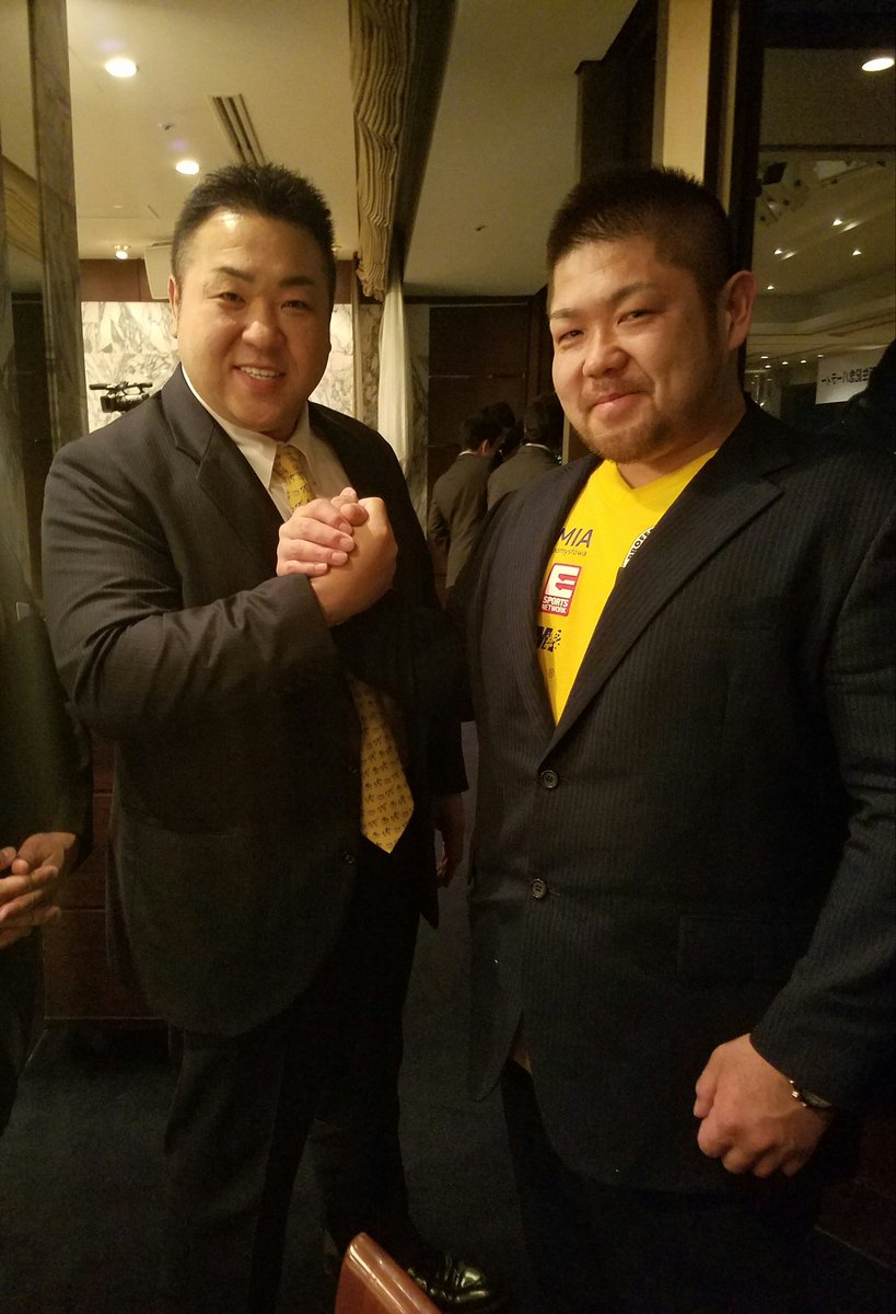 九重 龍二 千代大海 Twitterren アームレスリンク世界ヘビー級チャンピオン2連覇を果たした日本人アームレスラー金井義信サンと また1人 強い漢に会えた 九重 龍二 千代大海 Twitterren アームレスリンク世界ヘビー級チャンピオン2連覇を果たした日本人アームレスラー金井義信サンと また1人 強い漢に会えた