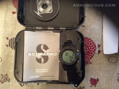 AnnunciSub's tweet photo. Vendo computer #Scubapro meridian black
https://t.co/aRCCfX31Cw
#attrezzaturasub #scuba #scubadiving #immersioni #subacquea https://t.co/PI8ntVQYQW