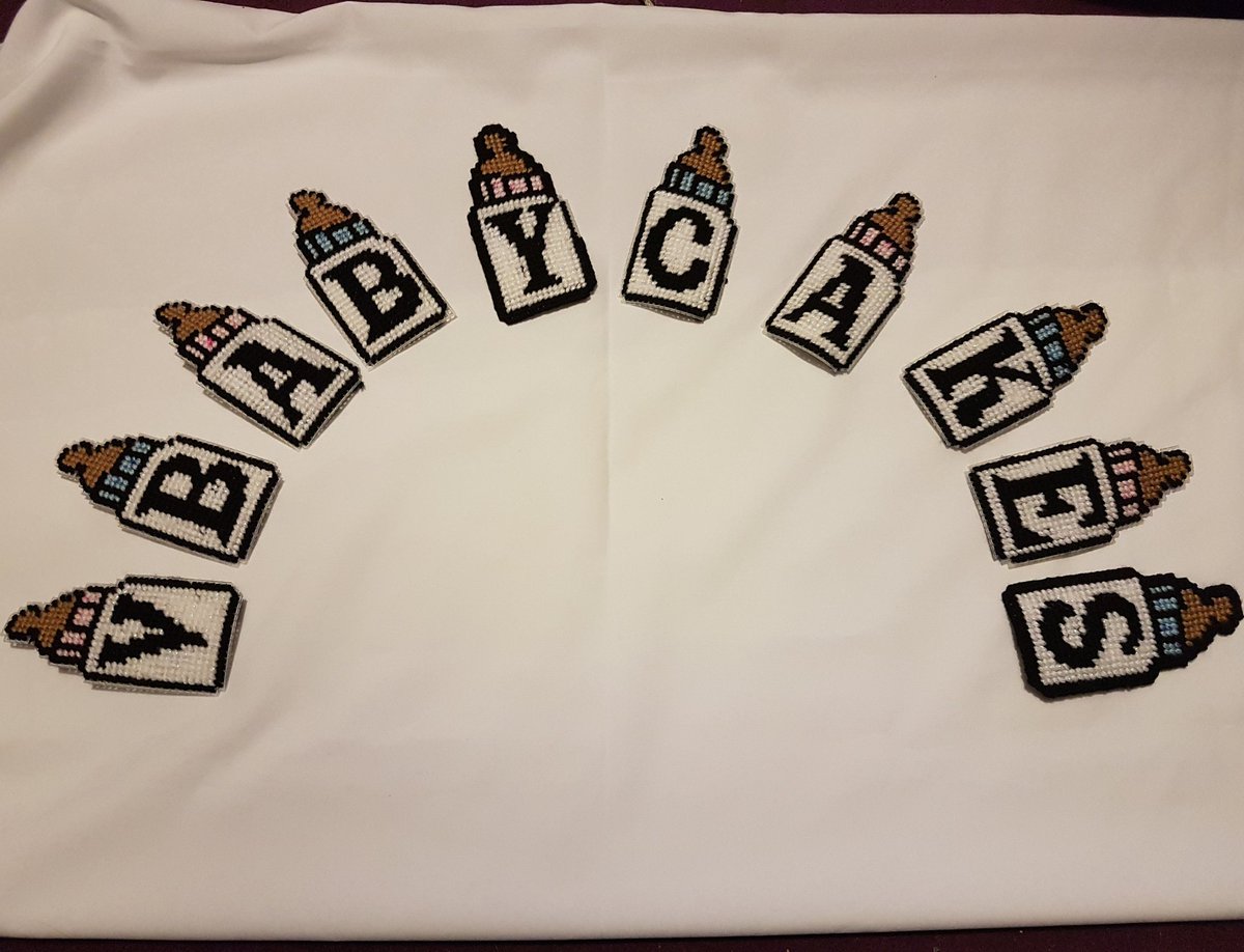 VBabycakes's tweet photo. My handcrafted plastic canvas banner https://t.co/hbJvh1kszf