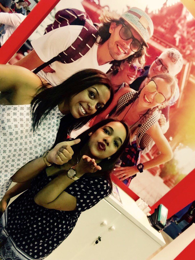 simone_daniels's tweet photo. Wish we were there! #travelexpo17 #youth&amp;adventure #contiki2017 #BestAbroad #TravelBugHasBitten #funinthesun https://t.co/O6KS9nKuqG