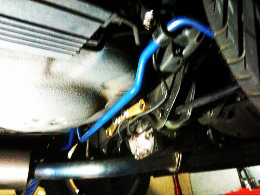 KiNO_STi's tweet image. Cusco makes the best sway bars
I like how they have 3 adjustable options on the rear to select the stiffness.

#KiNOSTi #swaybar #cusco #wrx