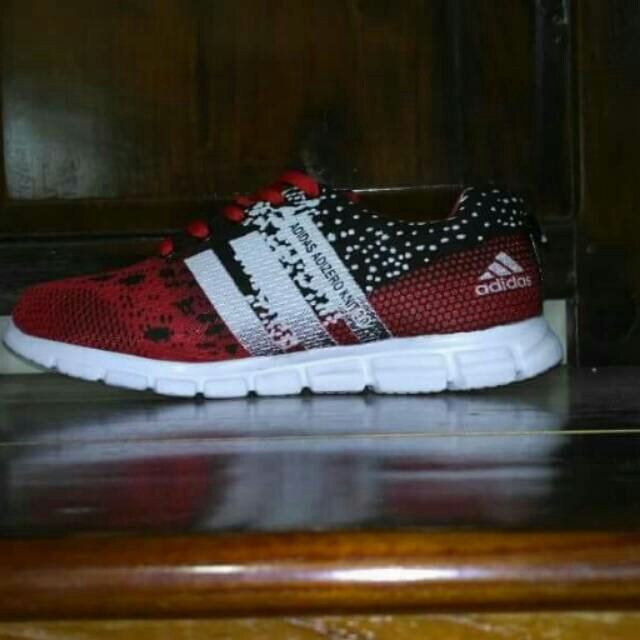 andriyanhererra's tweet photo. Saya menjual Adidas Adibzero seharga Rp180.000. Dapatkan produk ini hanya di Shopee! https://t.co/aoL3UBnbVT #ShopeeID https://t.co/0T5Ql4eR7Q