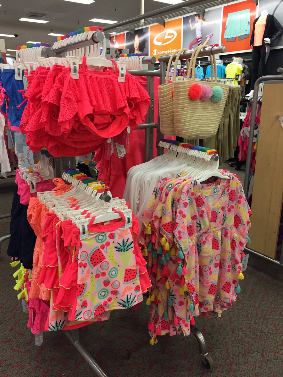 Some recent merchandising snapshots taken right after pushing! <a href="/williamsveroni2/">Veronica Williams</a>