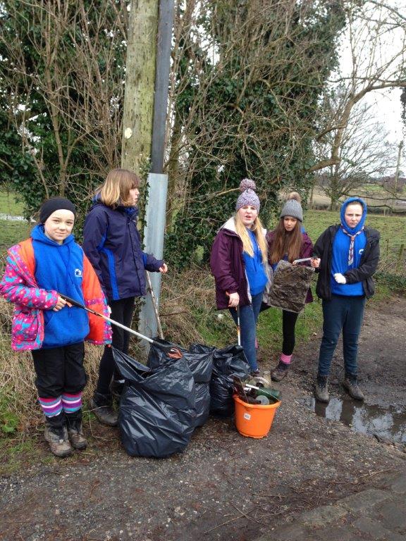 <a href="/Scouts29th/">29th Ormskirk Scouts</a> clean up the canal towpath for their local community #amillionhands <a href="/OrmskirkScouts/">Ormskirk Scouts</a> @CRTCanoeTrail <a href="/LucybCRT/">Lucy Bowles-Lewis</a> <a href="/WestLancsScouts/">West Lancs Scouts</a>
