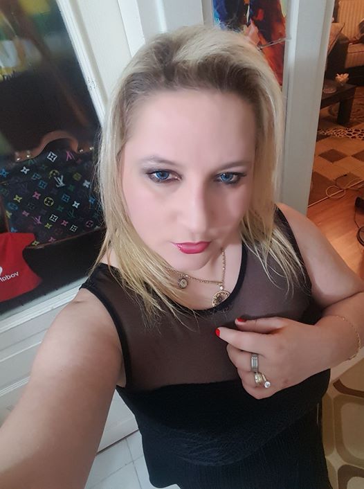 fatma_27fatma27's tweet photo. mısafırlerım gelecek beklıyorum https://t.co/KtNFmhioqz
